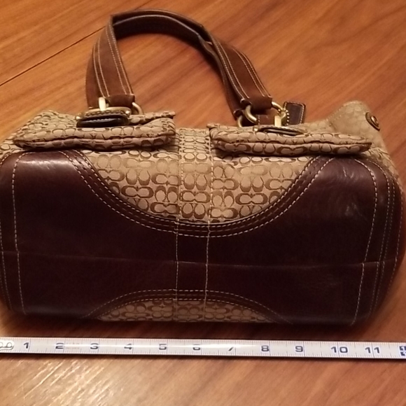 Coach signature fabric/leather/suede purse!!! - Picture 5 of 12